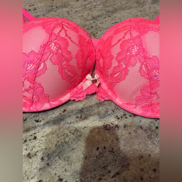 NWOT Body By Victoria Push-Up bra 38D - Picture 3 of 5